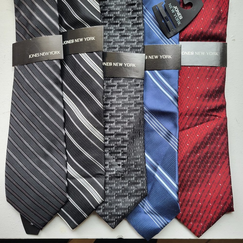 Lot of 5 Jones New York men's silk ties